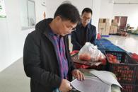 校领导率队调研beat365食堂食材供应商