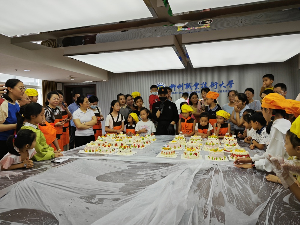 喜莲娜糕点老师评比