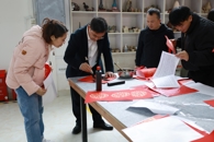 beat365举办“我们的节日•春节” 2026（丙午）年“文化惠民——书写赠送春联”活动